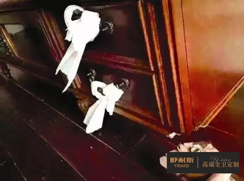 實(shí)木浴室柜為什么這么貴？